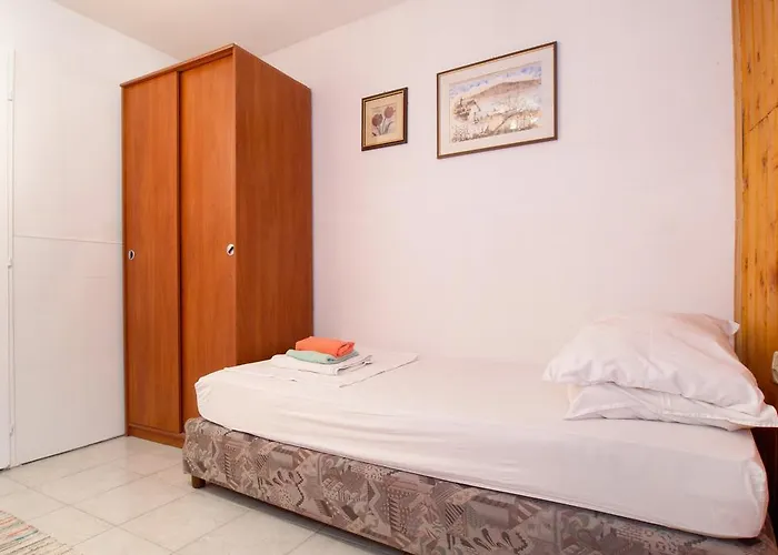 بيت ضيافة Split Accommodation