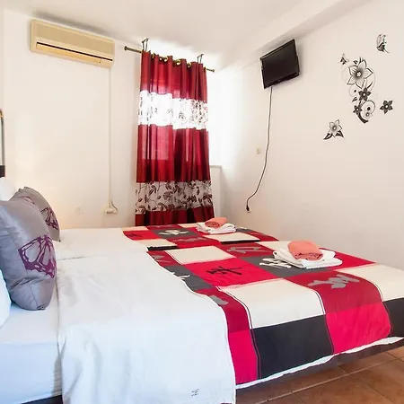 Split Accommodation 3*